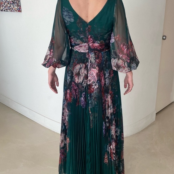 Marchesa Notte Floor Length Dress. Size 4. Original price $1100. Worn once - Picture 5 of 7